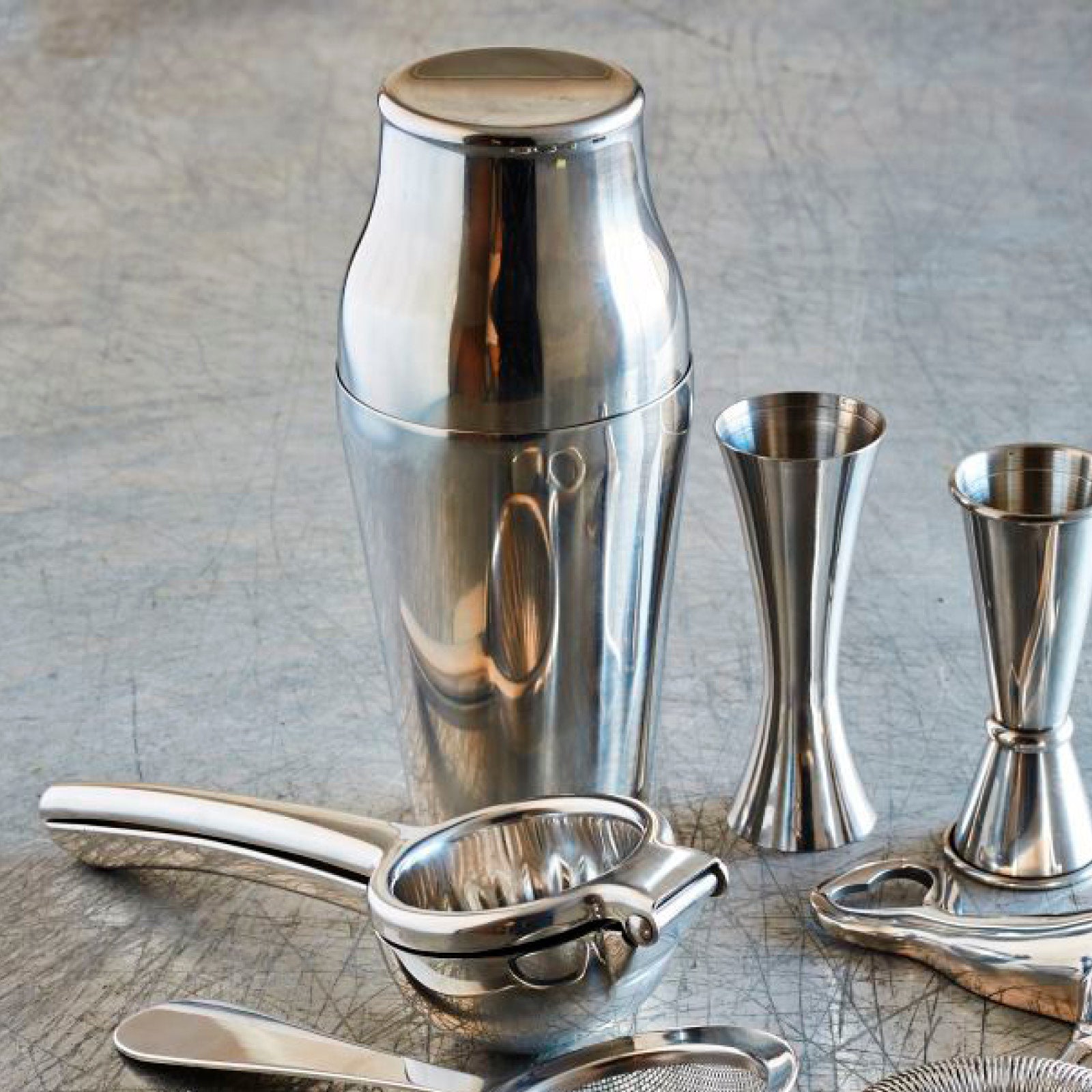 Urban Bar Calabrese 2 pc Shaker 900 ml